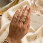 ELYSIAN Célarisse V-Shape Ring